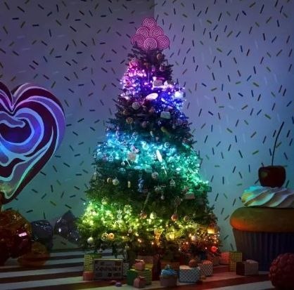 Twinkly Pre-lit Tree -1.50m Choinka, 270 RGB LED, zielony przewód, typ wtyczki C (OUTLET)